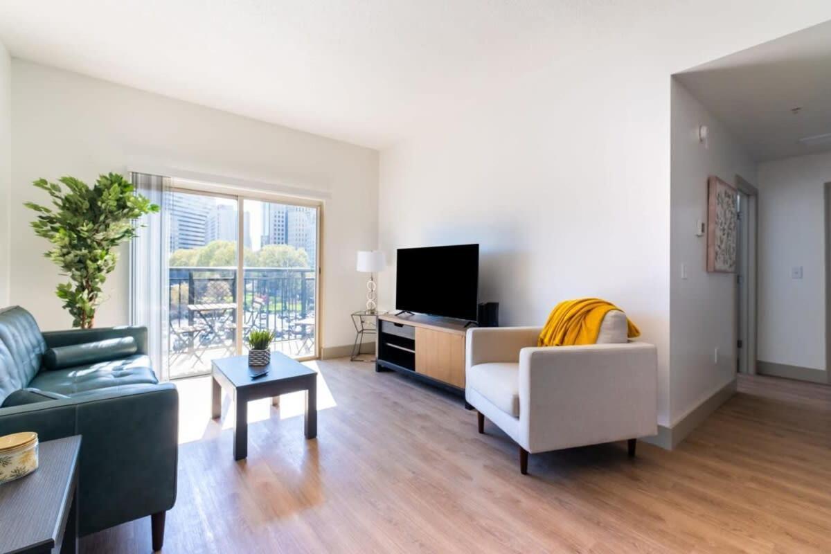 3Br Modern Downtown Apartment With Gym & Office Charlotte Eksteriør bilde